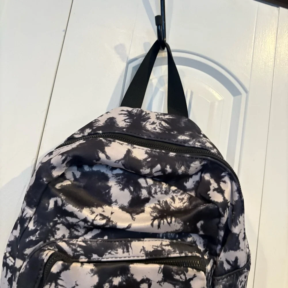 RBX Black‎ And White Tie Dye Backpack